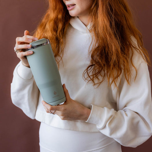 30-oz-groove-tumbler-i0 4Manna_Website_Lifestyles-17.jpg