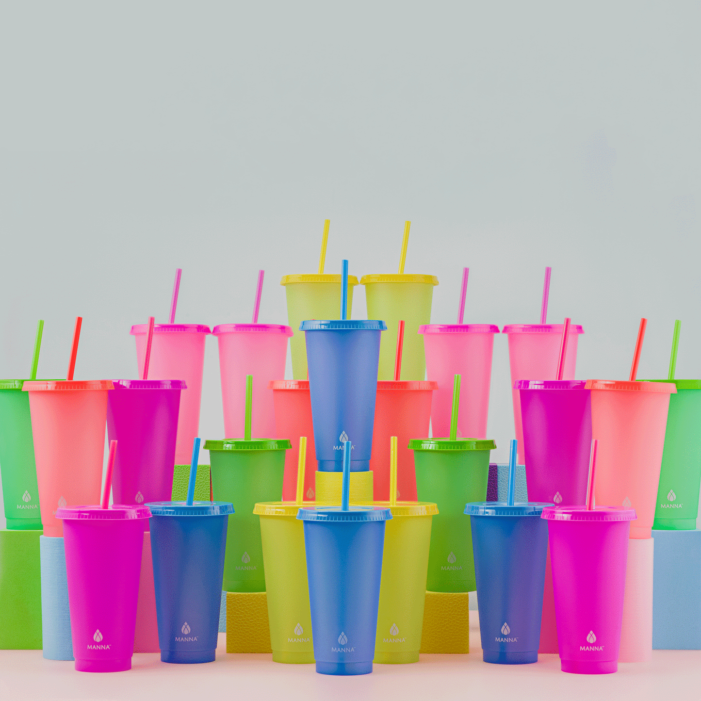 24-piece-original-color-changing-cup-set-x2 A0029811.gif