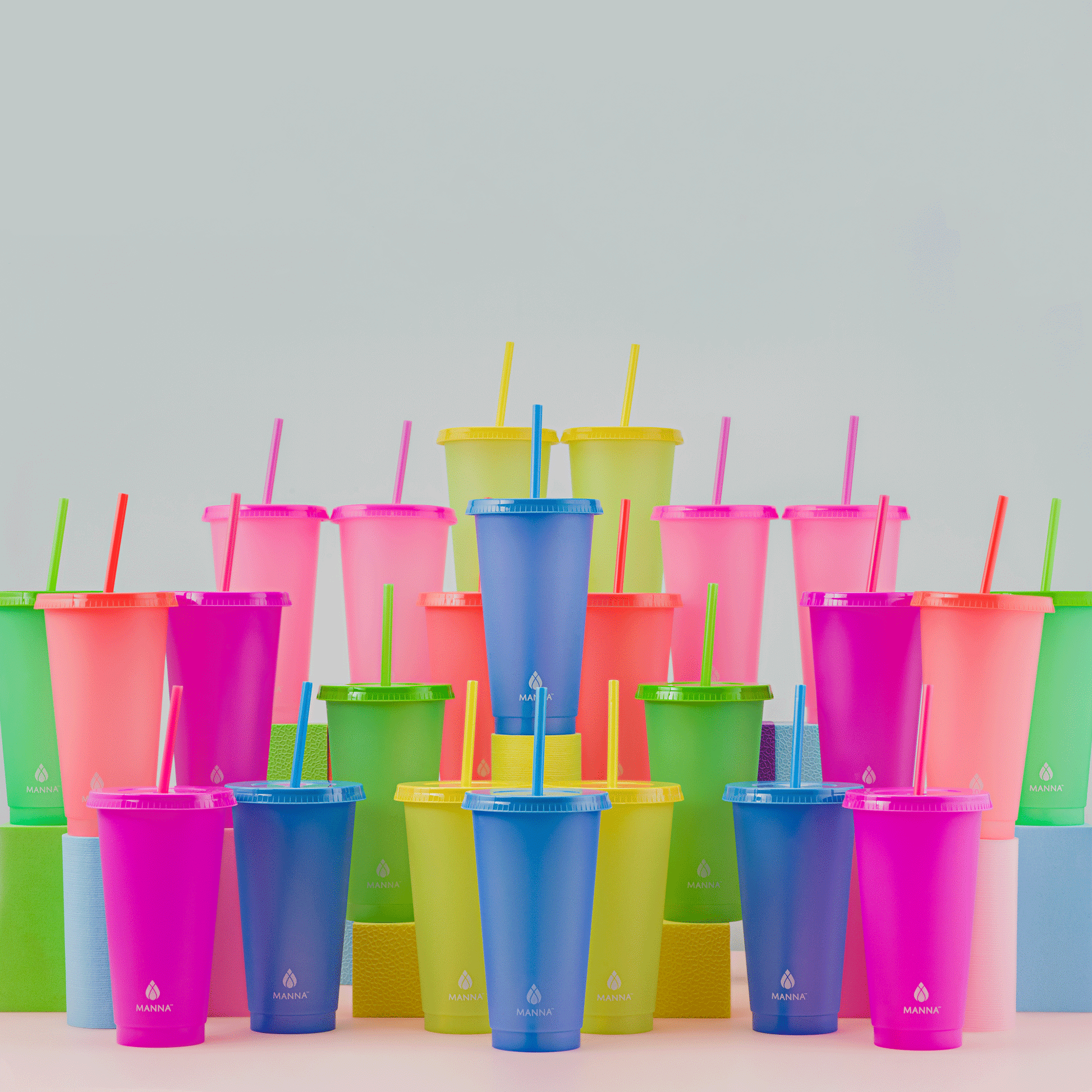 24-piece-original-color-changing-cup-set-x2 A0029811.gif