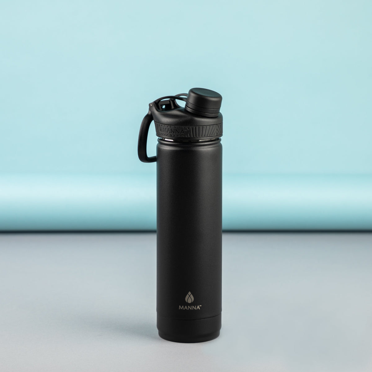 26-oz-saratoga-bottle-w9 MAN_Website_Saratoga_05.jpg